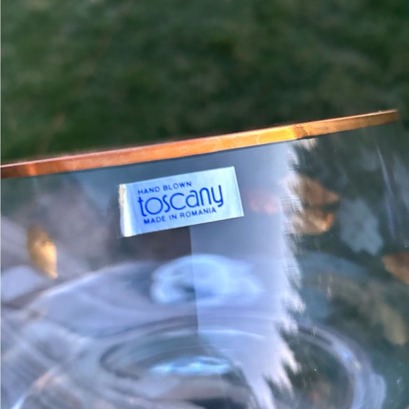 Vintage HAND BLOWN TUSCANY GLASS BOWL WITH GOLD TRIM & FLOWERS - Picture 4 of 6